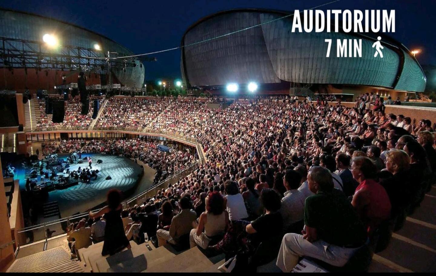 Auditorium Deluxe Rom Exteriör bild